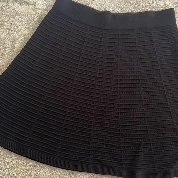 Loft Mid Skirt Size L - Picture 3 of 5